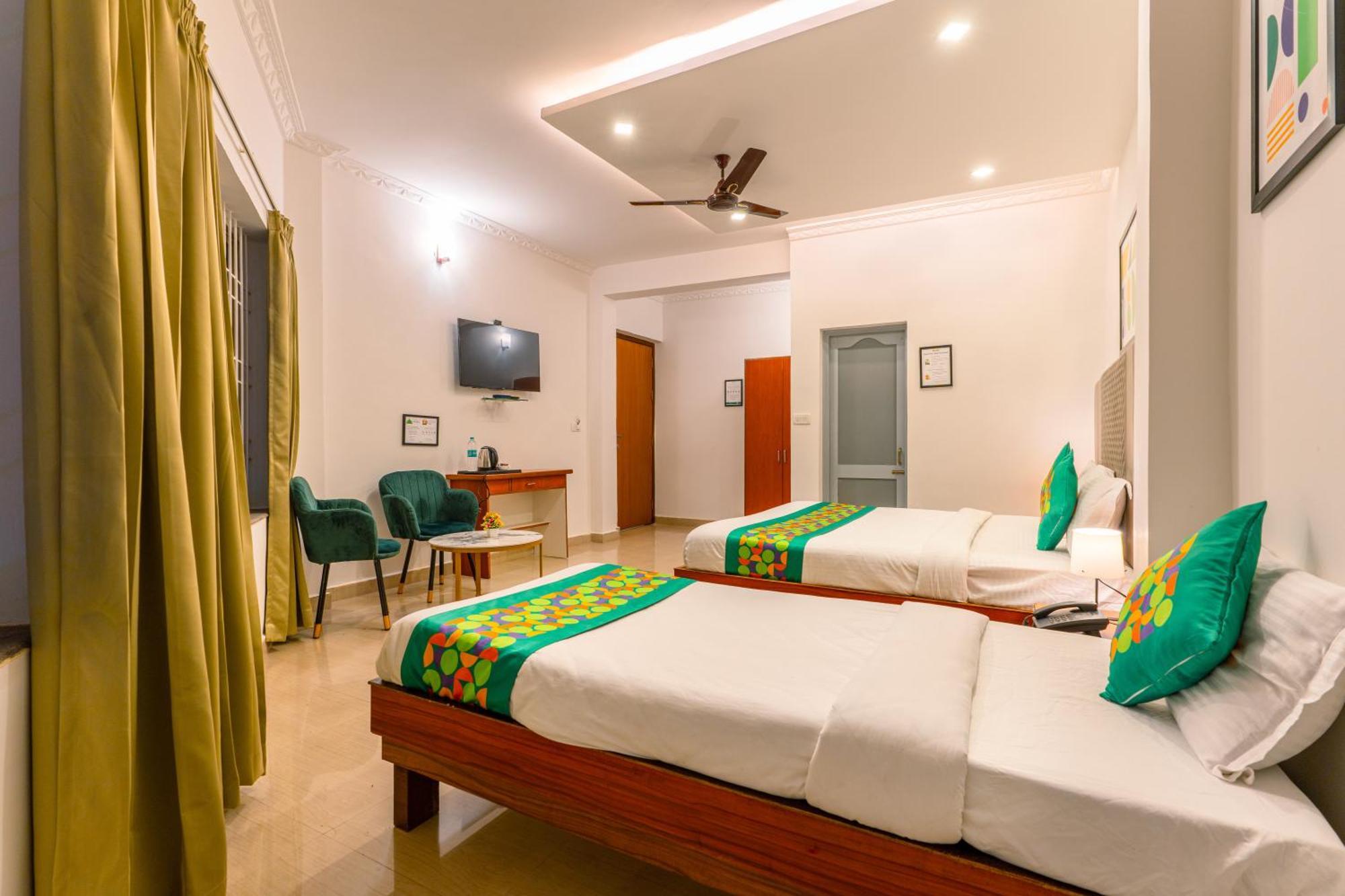 Hotel Treebo Regalia Comforts, 15 Mins From Abbey Waterfall Madikeri Esterno foto