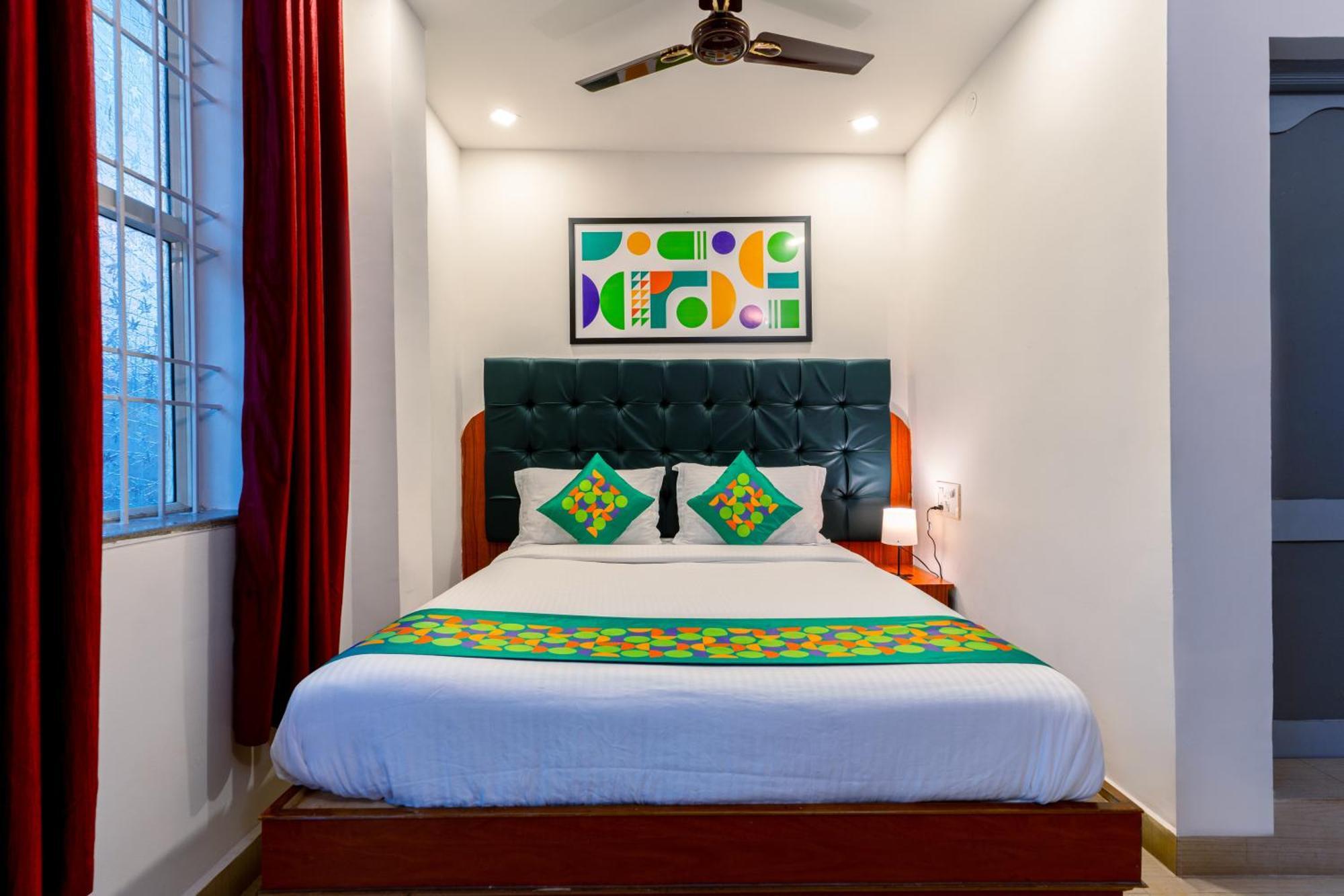 Hotel Treebo Regalia Comforts, 15 Mins From Abbey Waterfall Madikeri Esterno foto