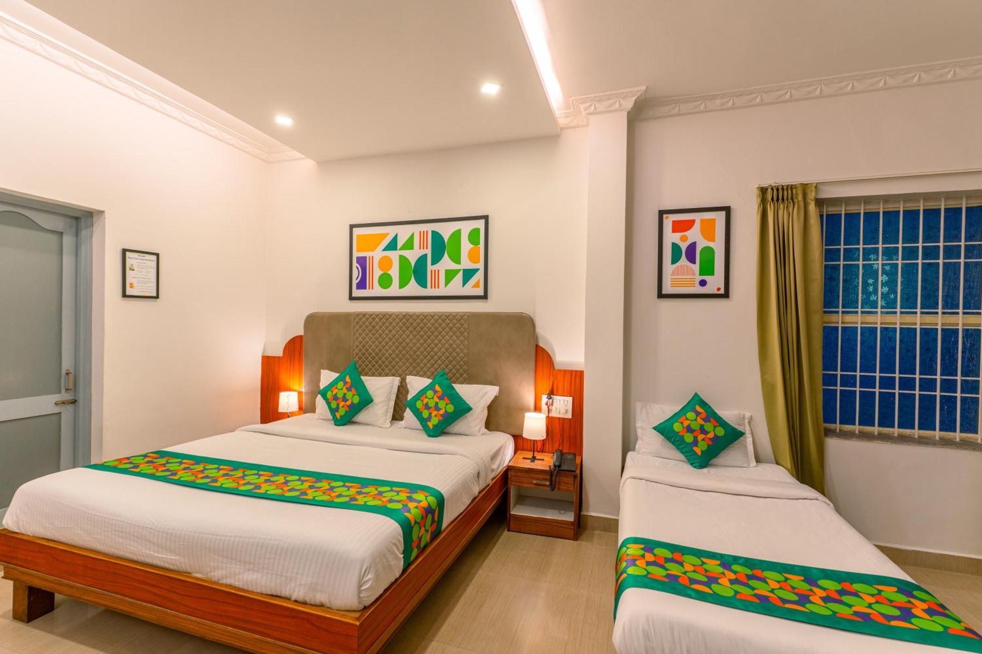 Hotel Treebo Regalia Comforts, 15 Mins From Abbey Waterfall Madikeri Esterno foto