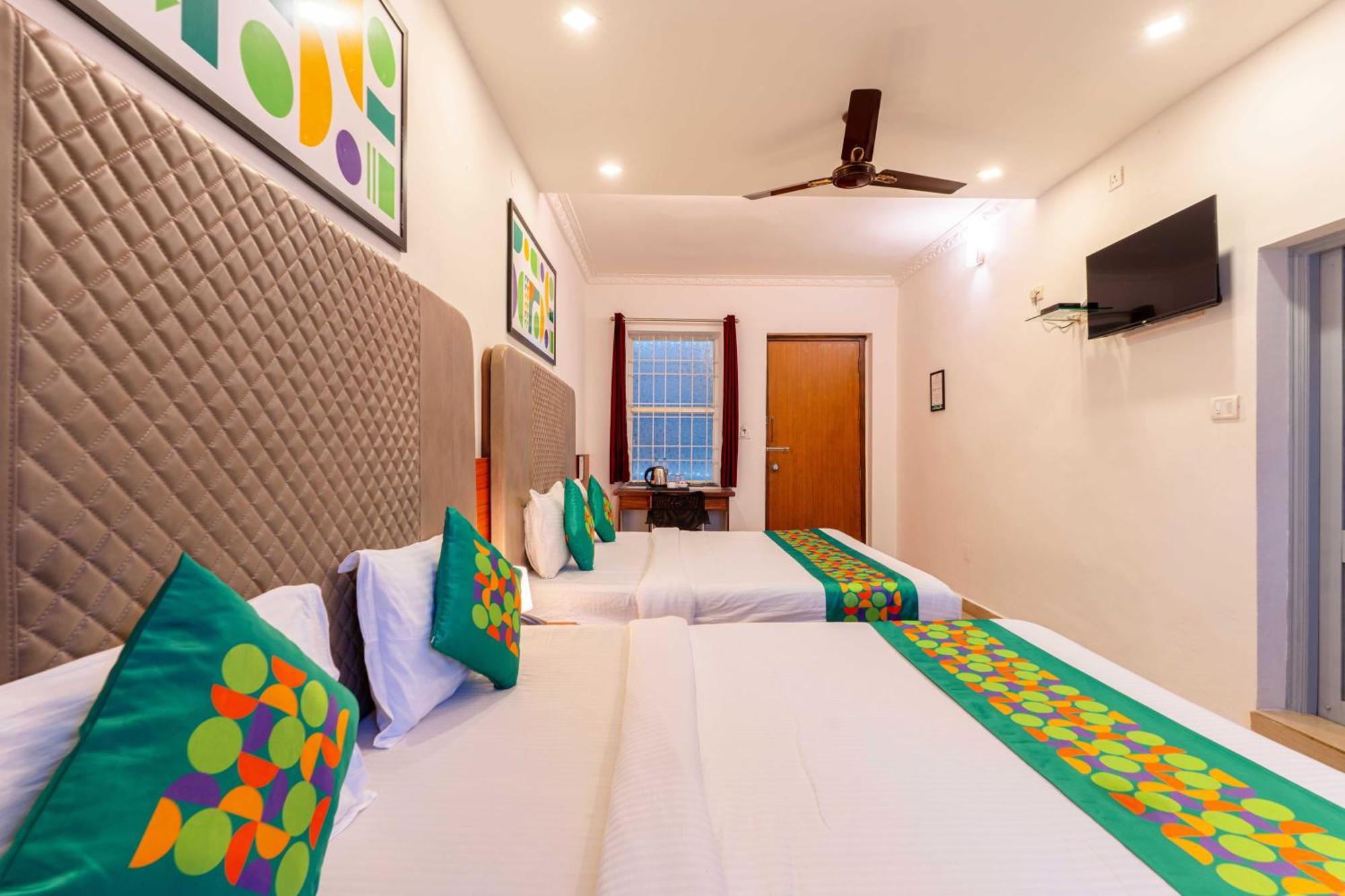 Hotel Treebo Regalia Comforts, 15 Mins From Abbey Waterfall Madikeri Esterno foto